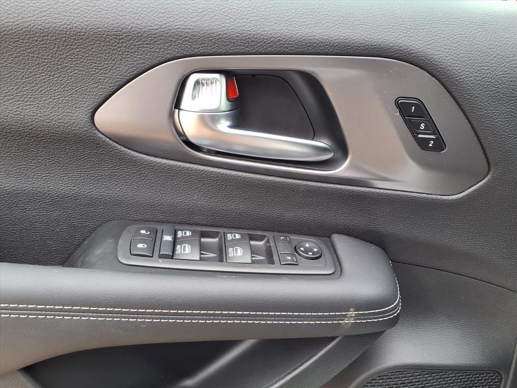 new 2026 Chrysler Pacifica car, priced at $47,285