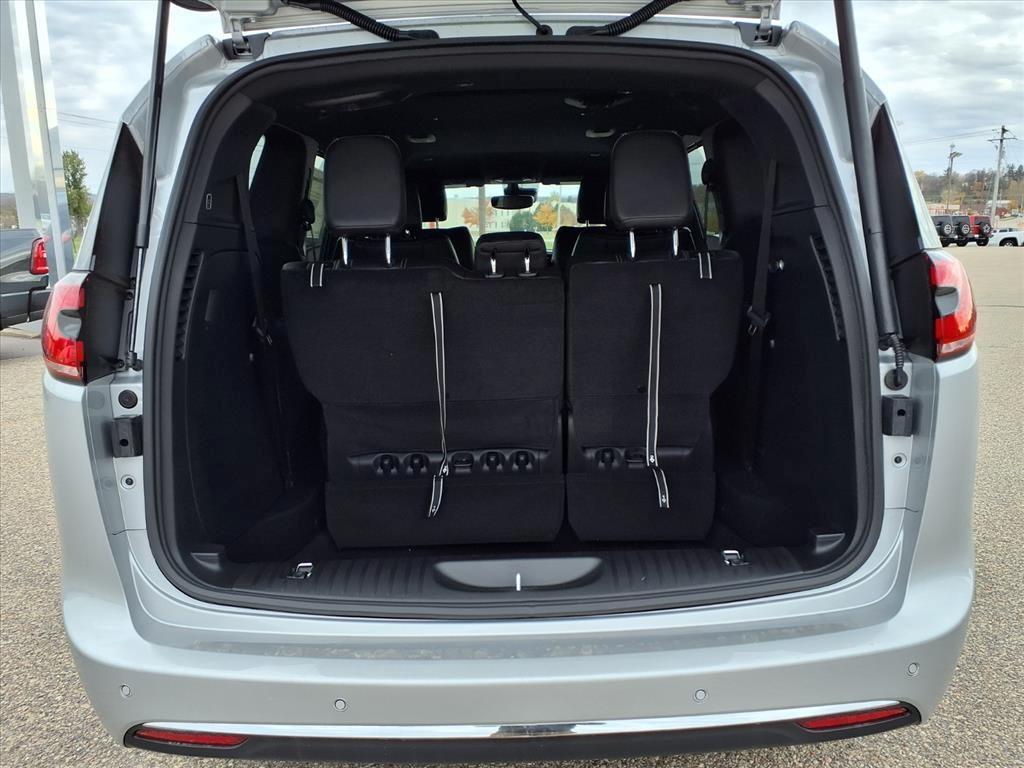 new 2026 Chrysler Pacifica car, priced at $47,285