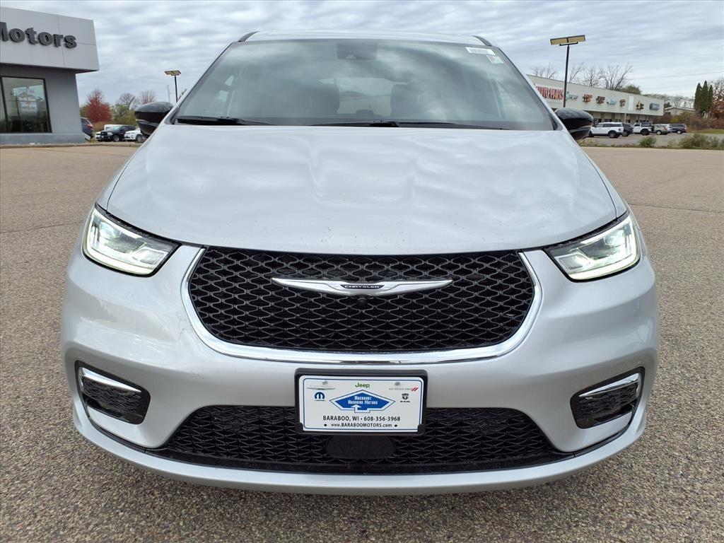 new 2026 Chrysler Pacifica car, priced at $47,285