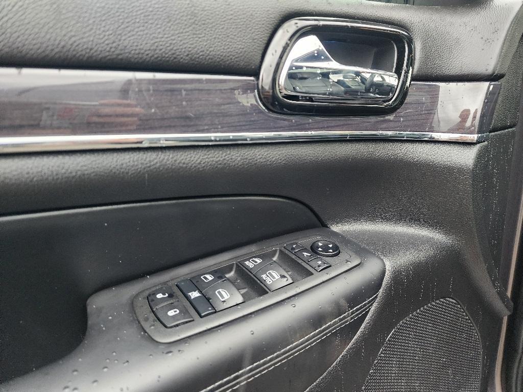 used 2021 Jeep Grand Cherokee car, priced at $33,772