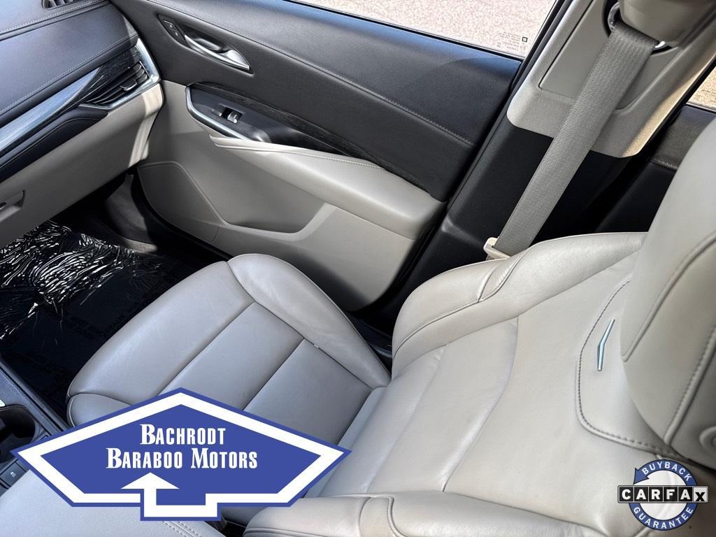used 2022 Cadillac XT4 car, priced at $22,049