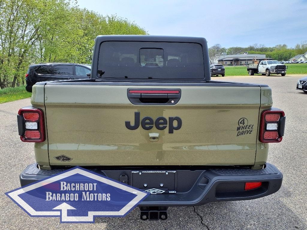 new 2025 Jeep Gladiator car, priced at $50,185