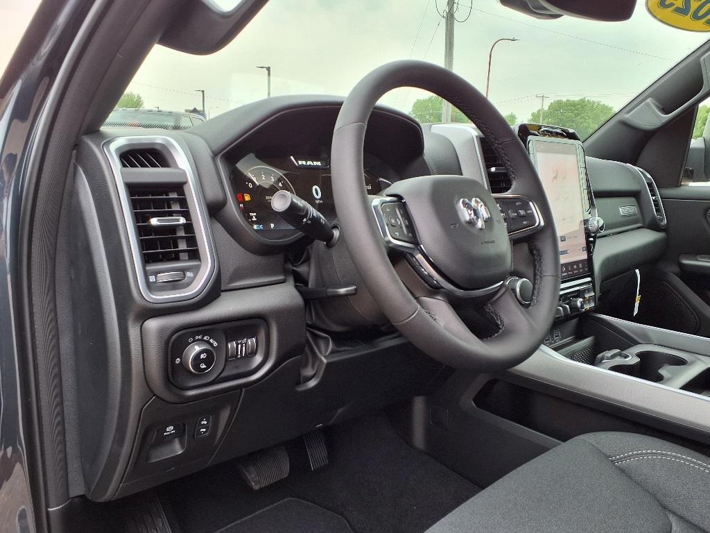 new 2025 Ram 1500 car, priced at $51,580