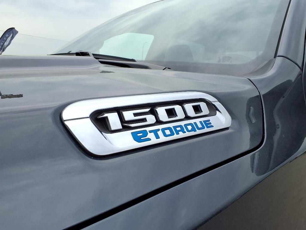 new 2025 Ram 1500 car, priced at $51,580