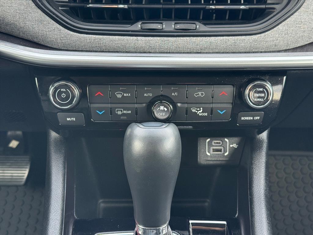 used 2022 Jeep Compass car, priced at $22,640