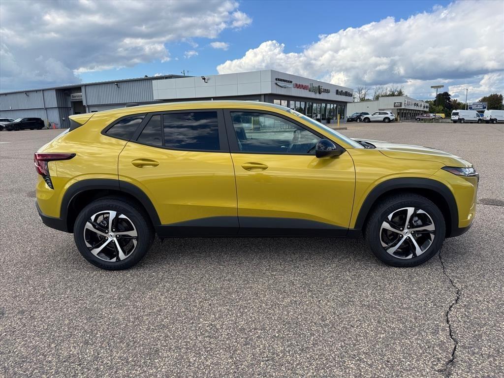 used 2024 Chevrolet Trax car, priced at $22,103