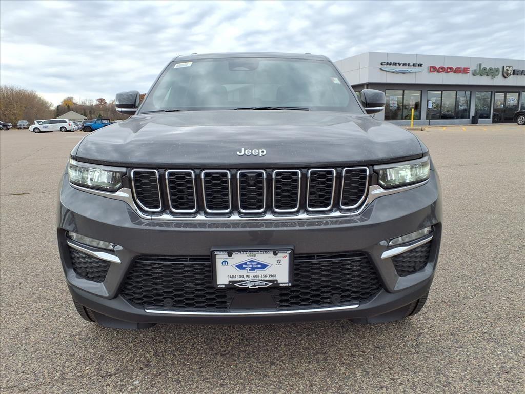 new 2025 Jeep Grand Cherokee car, priced at $55,555