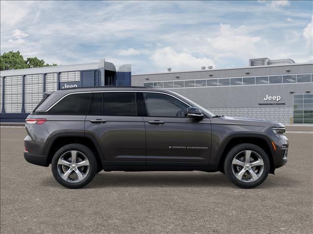 new 2025 Jeep Grand Cherokee car, priced at $55,555