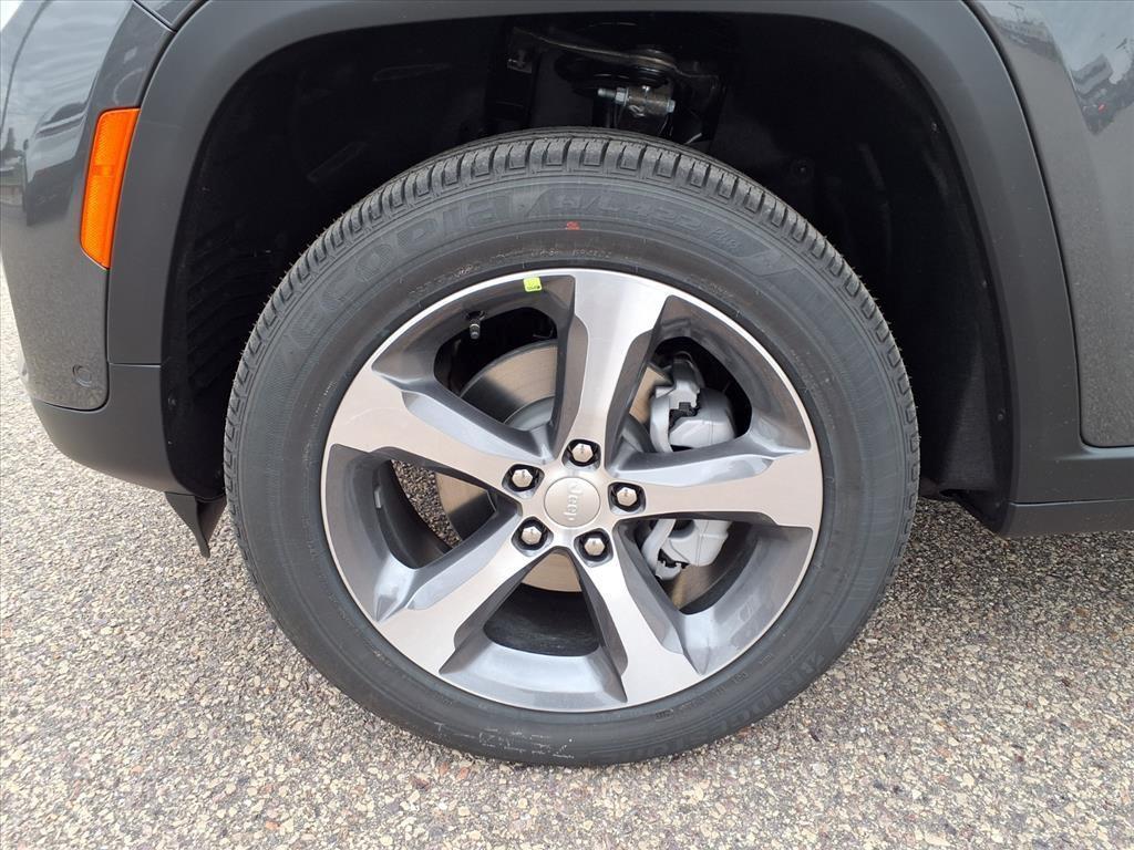 new 2025 Jeep Grand Cherokee car, priced at $55,555