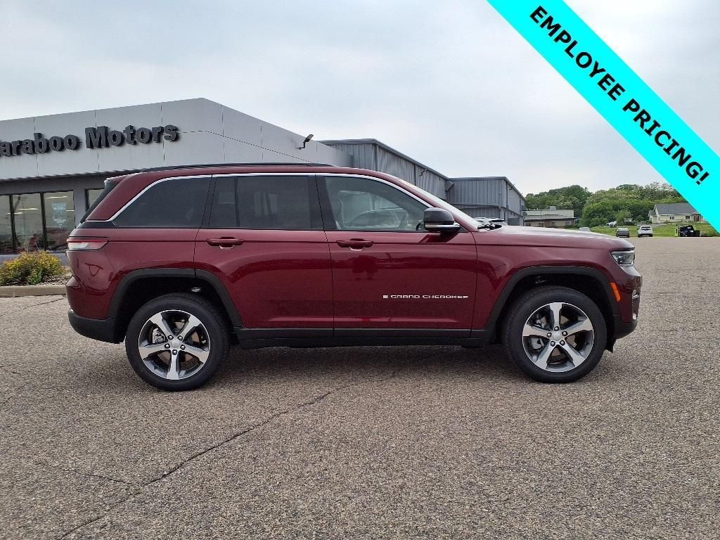 new 2025 Jeep Grand Cherokee car, priced at $51,691