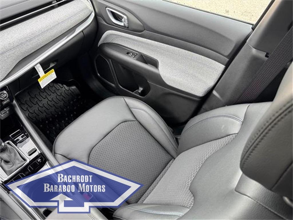 new 2025 Jeep Compass car, priced at $32,061