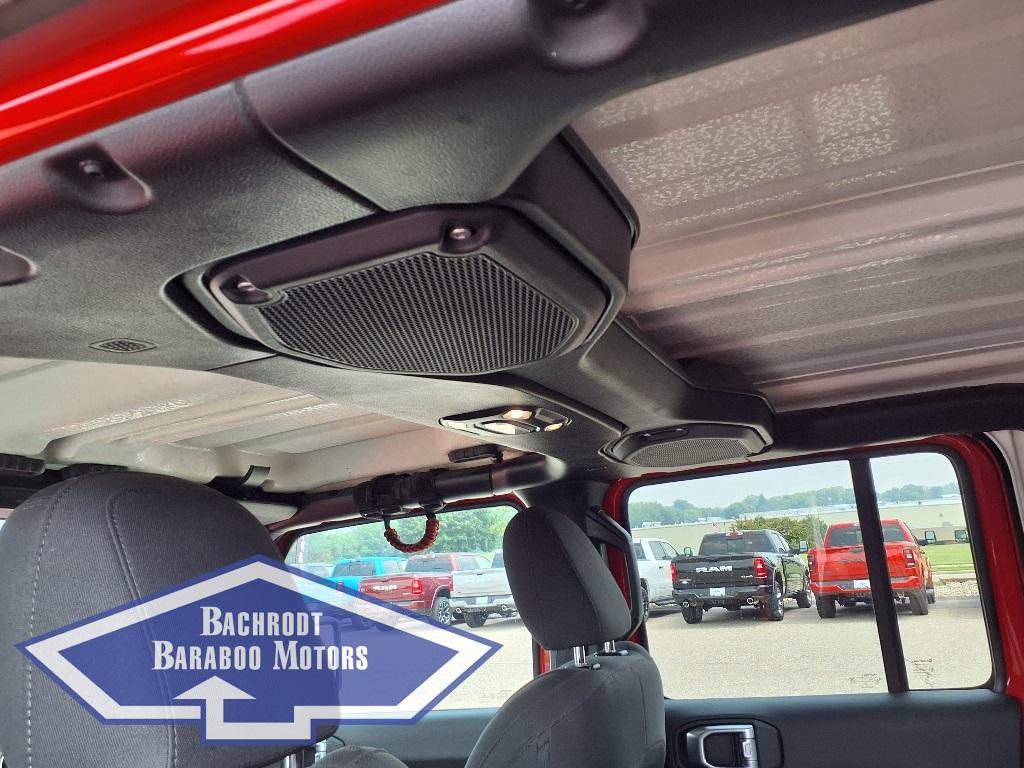 used 2022 Jeep Gladiator car, priced at $30,849