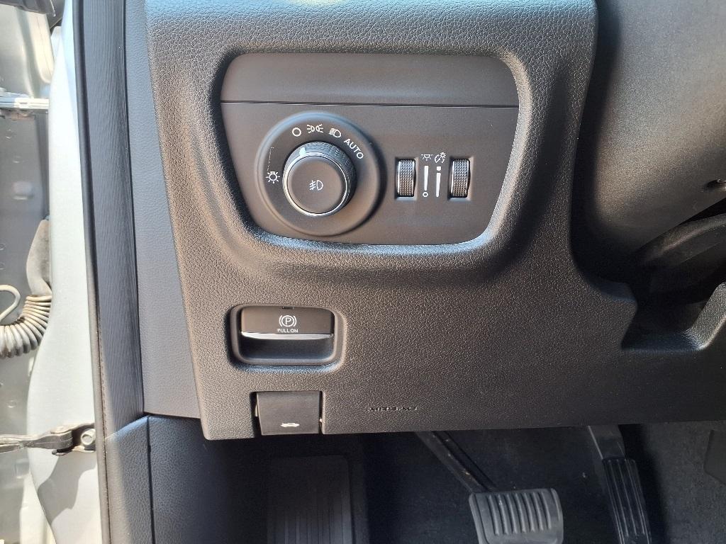 used 2021 Jeep Grand Cherokee L car, priced at $30,904