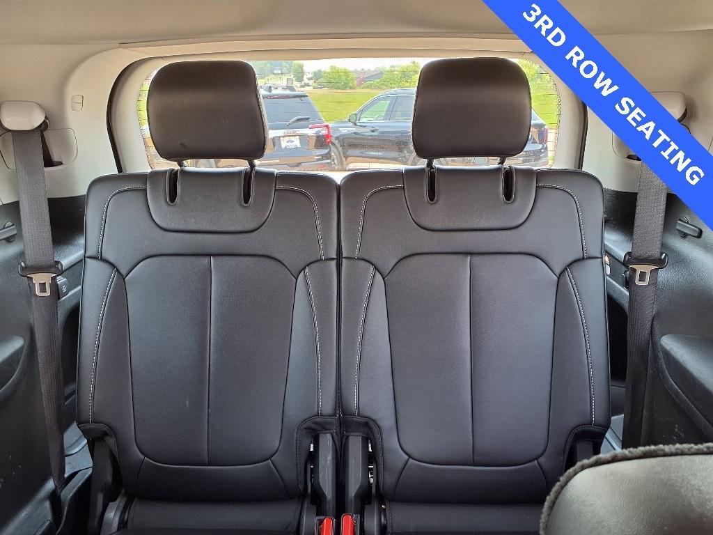 used 2021 Jeep Grand Cherokee L car, priced at $30,904