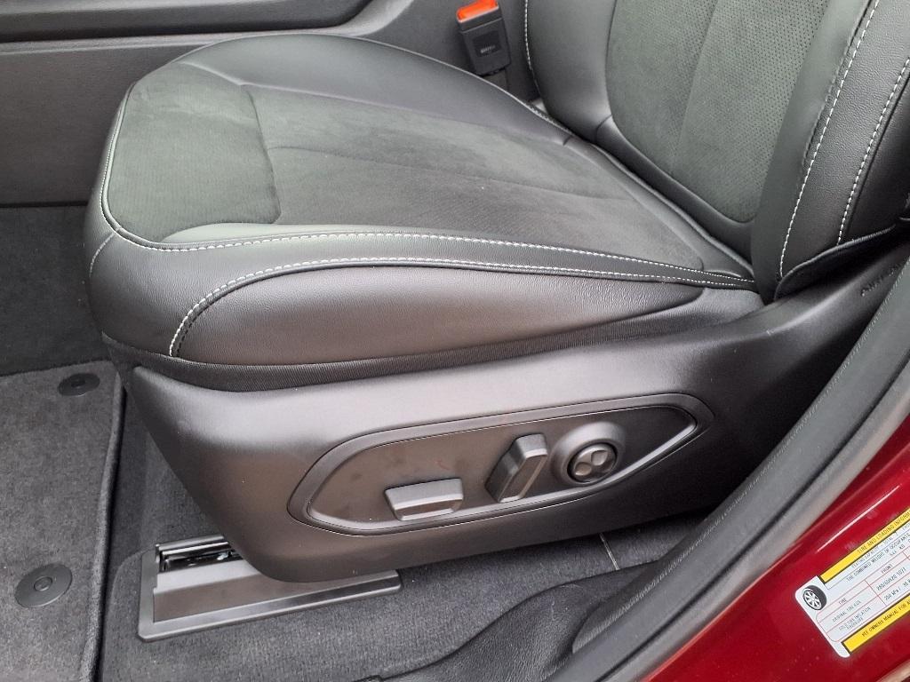new 2025 Jeep Grand Cherokee L car, priced at $50,094