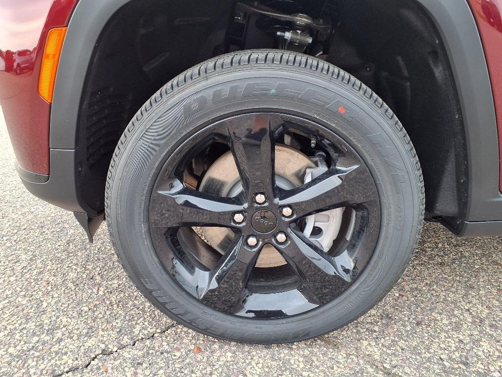 new 2025 Jeep Grand Cherokee L car, priced at $50,094