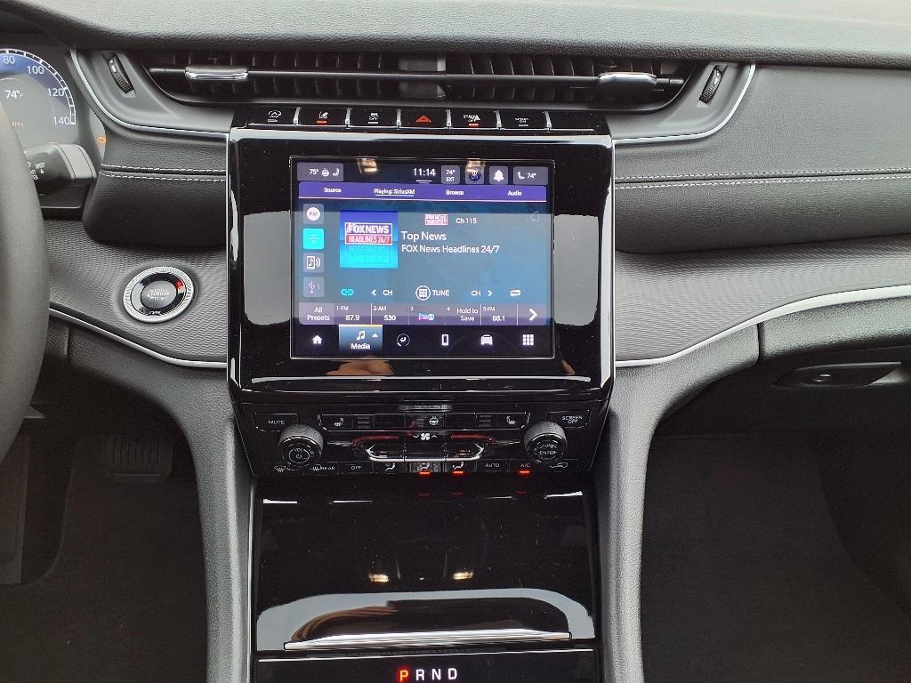 new 2025 Jeep Grand Cherokee L car, priced at $50,094