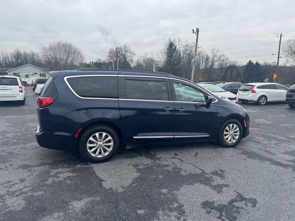 used 2017 Chrysler Pacifica car, priced at $10,995