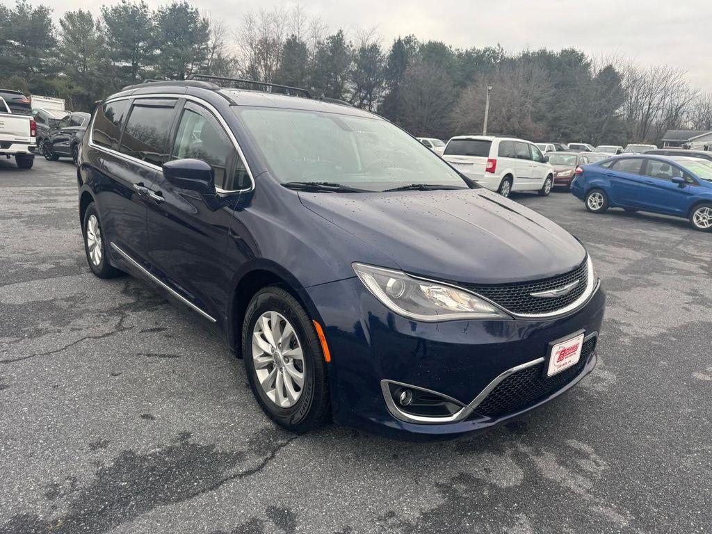 used 2017 Chrysler Pacifica car, priced at $10,995