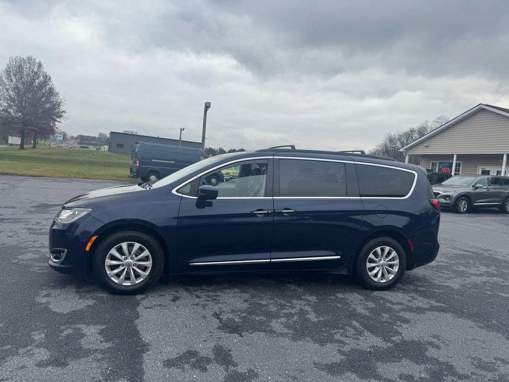 used 2017 Chrysler Pacifica car, priced at $10,995