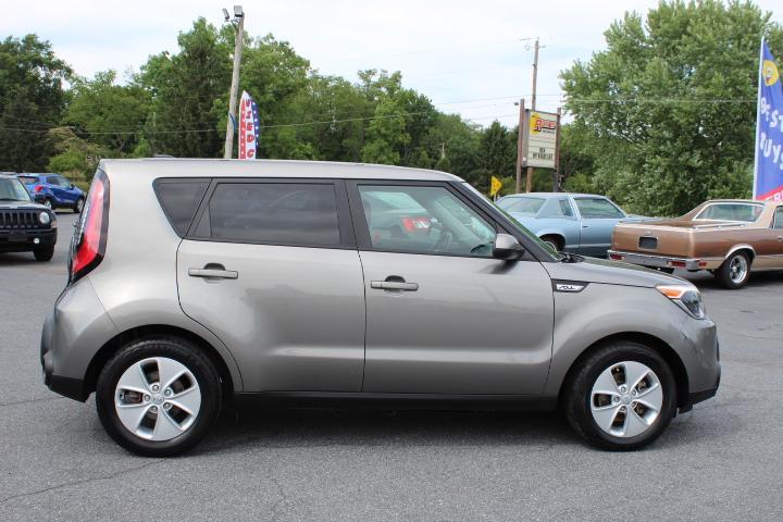 used 2016 Kia Soul car, priced at $8,995