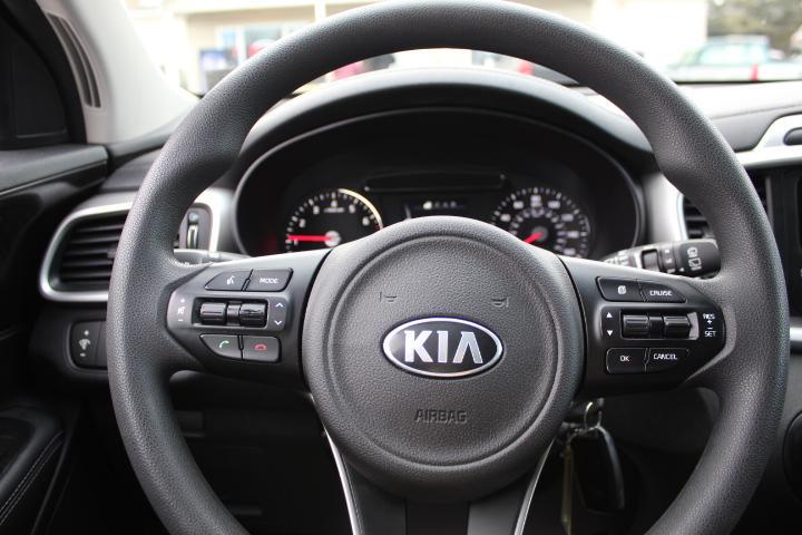 used 2018 Kia Sorento car, priced at $13,995