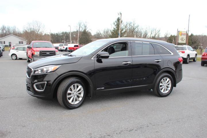 used 2018 Kia Sorento car, priced at $13,995