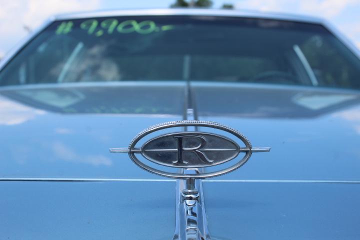 used 1977 Buick Riviera car, priced at $9,900