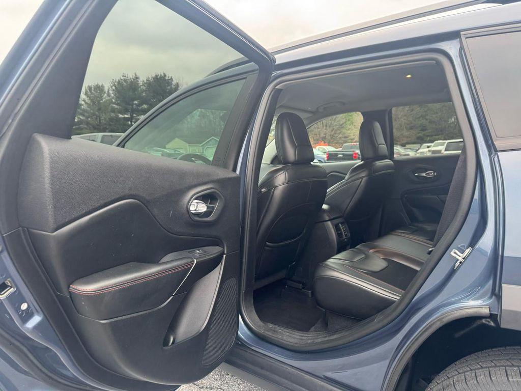 used 2019 Jeep Cherokee car, priced at $14,995