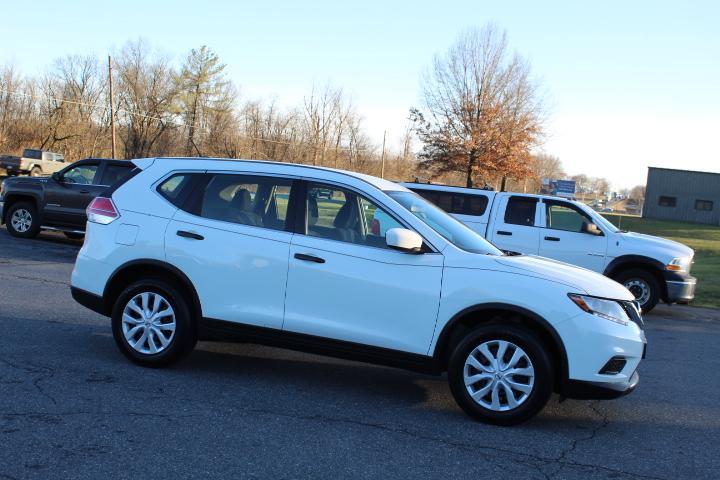 used 2016 Nissan Rogue car, priced at $9,995