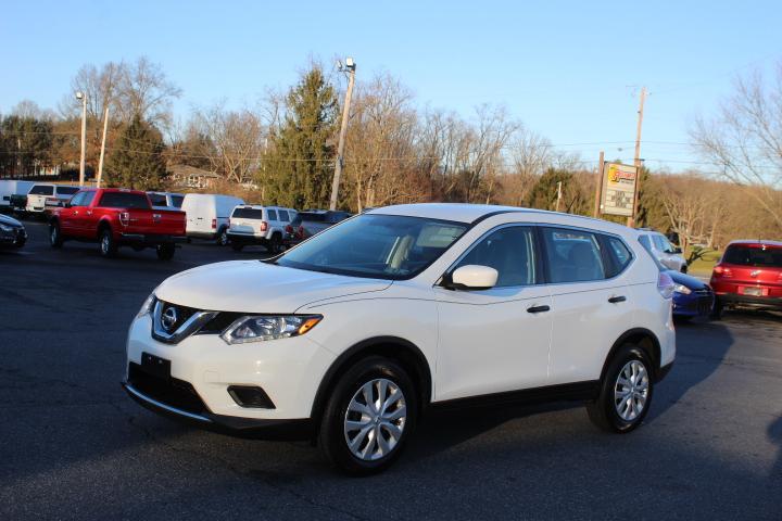 used 2016 Nissan Rogue car, priced at $9,995