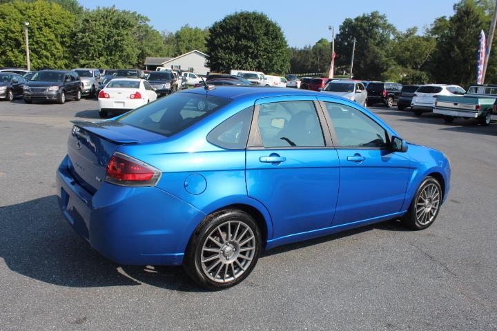 used 2010 Ford Focus car, priced at $5,950