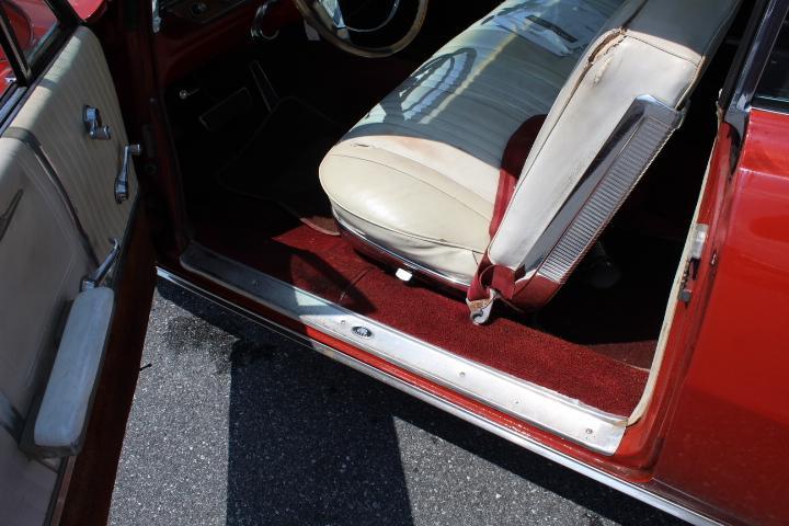 used 1963 Pontiac Bonneville car, priced at $8,900