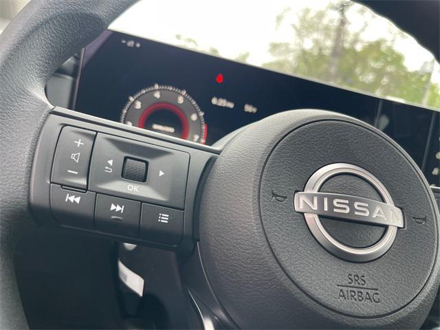 new 2025 Nissan Kicks car, priced at $26,184