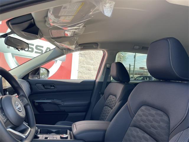 new 2025 Nissan Pathfinder car, priced at $37,640