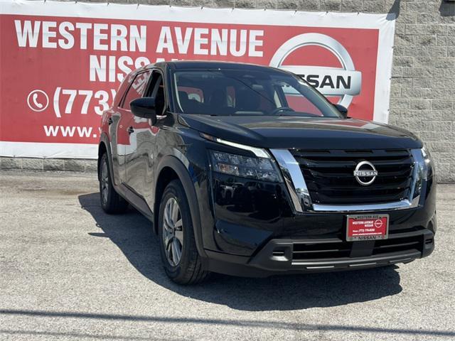 new 2025 Nissan Pathfinder car, priced at $37,640