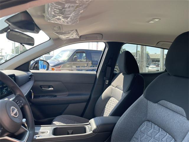 new 2025 Nissan Kicks car, priced at $26,343