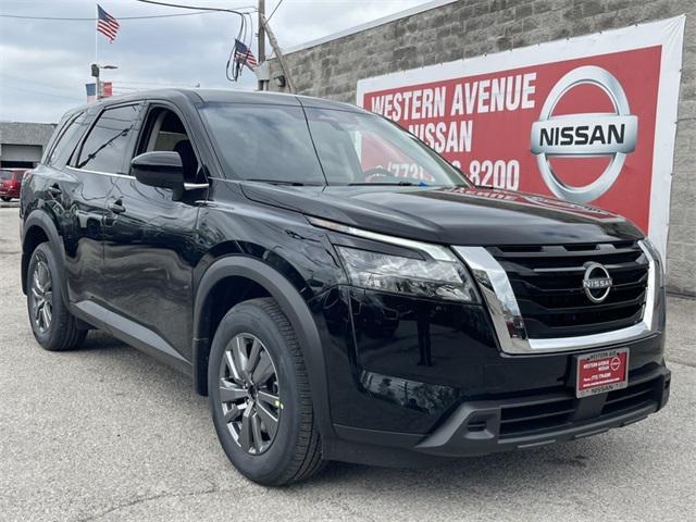 new 2025 Nissan Pathfinder car, priced at $37,640