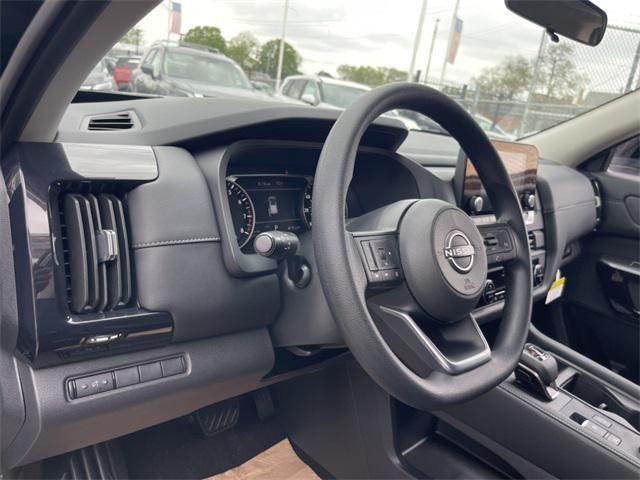 new 2025 Nissan Pathfinder car, priced at $37,640