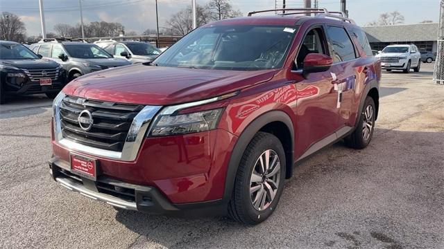 new 2025 Nissan Pathfinder car, priced at $43,246