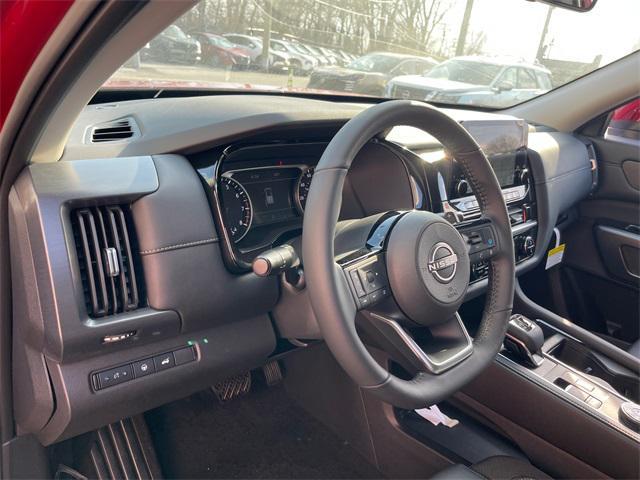 new 2025 Nissan Pathfinder car, priced at $43,246