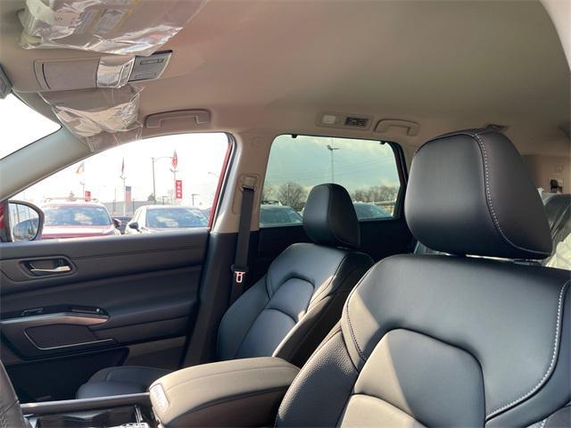 new 2025 Nissan Pathfinder car, priced at $43,246