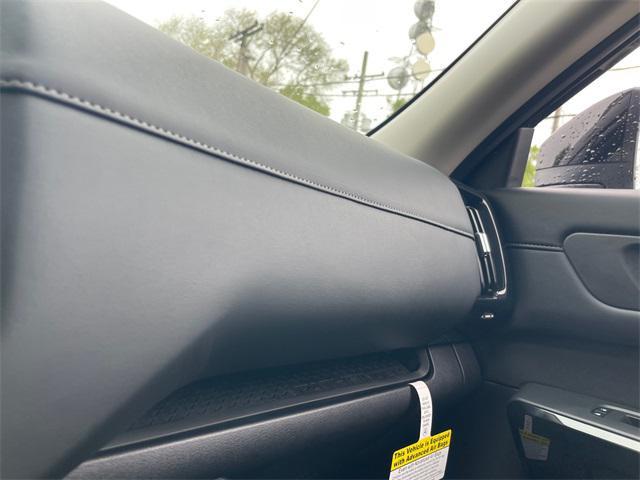 new 2025 Nissan Pathfinder car, priced at $38,922