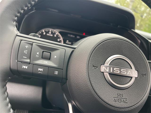 new 2025 Nissan Pathfinder car, priced at $38,922