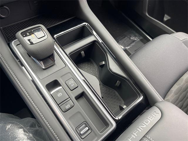 new 2025 Nissan Pathfinder car, priced at $38,922