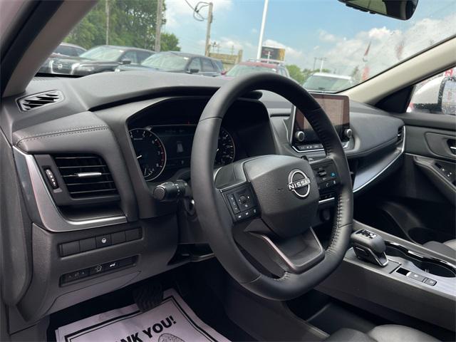 new 2025 Nissan Rogue car, priced at $34,074