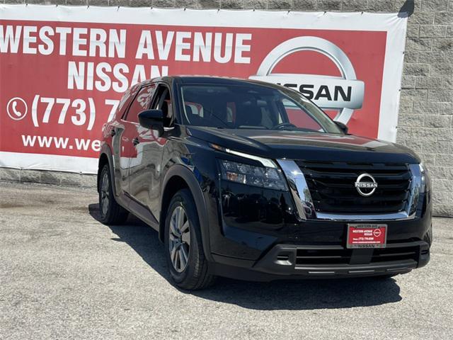 new 2025 Nissan Pathfinder car, priced at $37,640