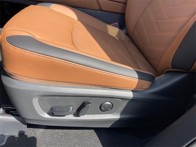 new 2025 Nissan Pathfinder car, priced at $50,889