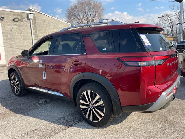 new 2025 Nissan Pathfinder car, priced at $49,521