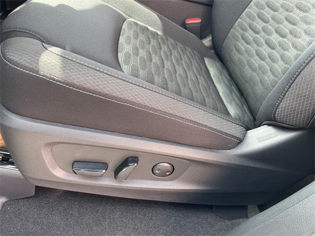 new 2025 Nissan Pathfinder car, priced at $40,614